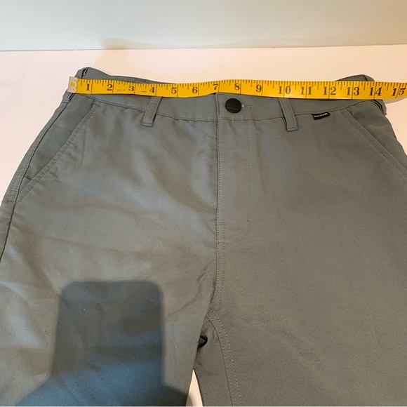 Hurley Nike Dri-Fit Youth Boys Shorts, Grey Size 16 - Picture 9 of 9